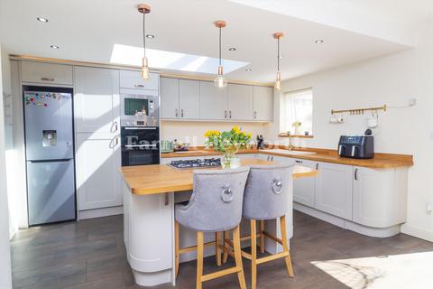 5 bedroom bungalow for sale, Sower Carr Lane, Poulton Le Fylde FY6