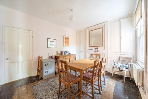 62 Brook Street, Gloucester, GL1 4XB