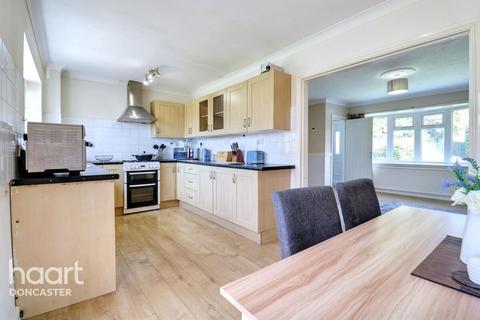 5 Ivy Road, Thorne, Doncaster, DN8 4HP