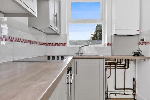 2 bedroom apartment for sale, High Street, Henfield