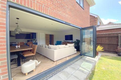 6 Brampton Way, Cleethorpes, DN35 9PW