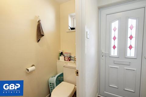 4 bedroom terraced house to rent, Cowdray Way, Hornchurch, RM12