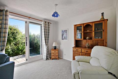 21 Bayhams Field, Sharpthorne, East Grinstead, RH19 4PZ