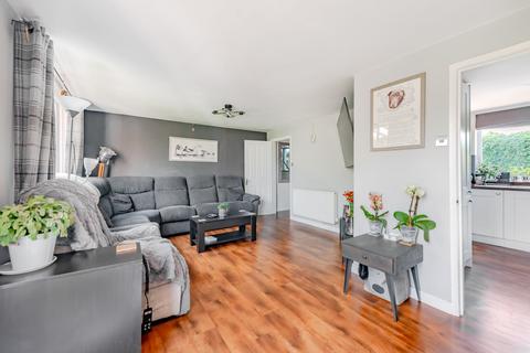 18 New Causeway, Reigate, RH2 7PE