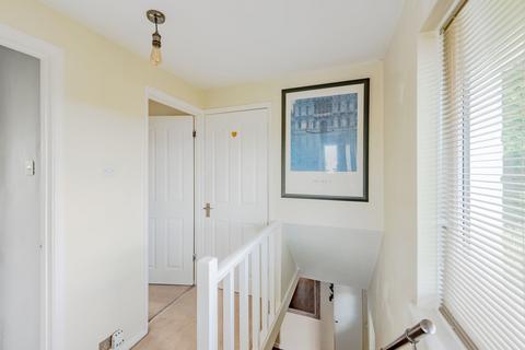 18 New Causeway, Reigate, RH2 7PE