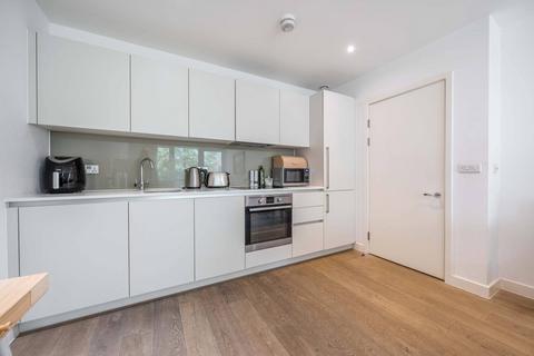 1 bedroom flat for sale, Tudway Road, Blackheath, London, SE3