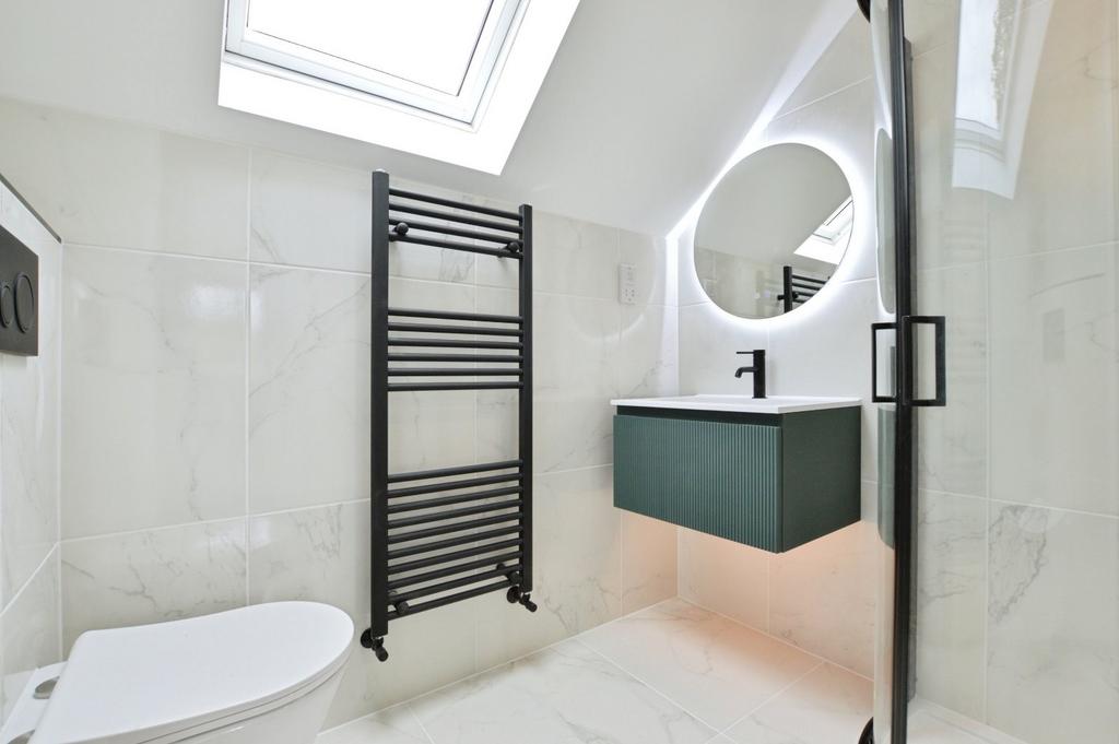 Master En-Suite
