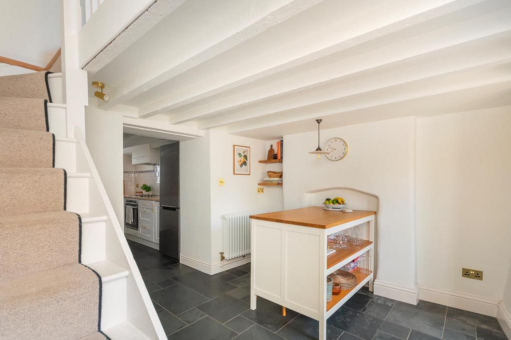 1 B0 R8 WE - Breakfast Room A.jpg