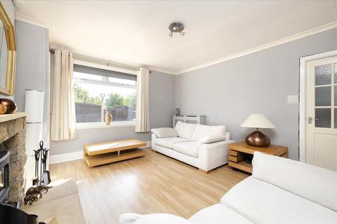 6 Glen View, Penicuik, EH26 0AY