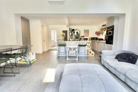 128 Ennisdale Drive, Wirral, CH48 9UB
