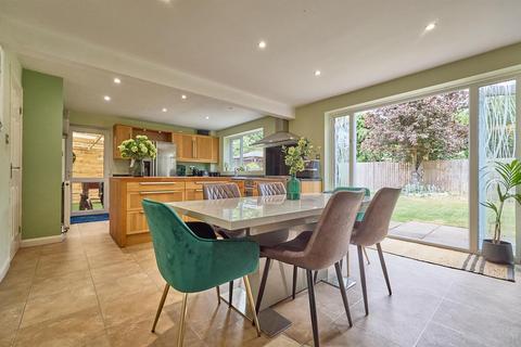 4 bedroom detached house for sale, Grange Drive, Burbage