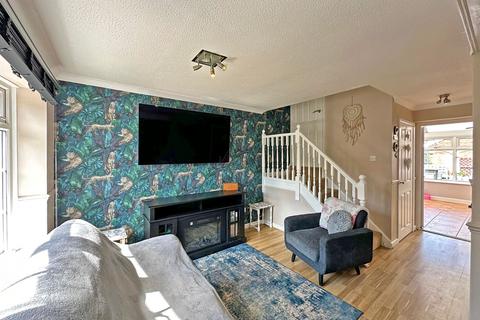 6 Lanes Close, Wombourne, Wolverhampton, WV5 8JD
