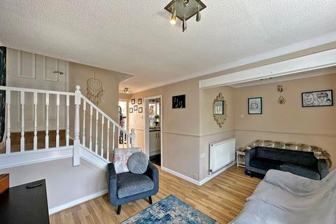 6 Lanes Close, Wombourne, Wolverhampton, WV5 8JD