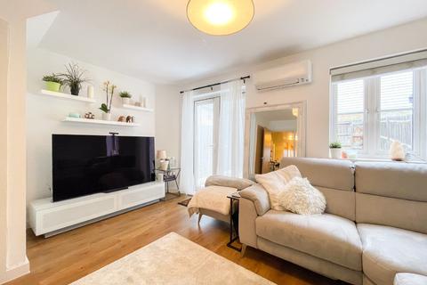 18 Chancel Drive, Wainscott, Rochester, ME3 8FT
