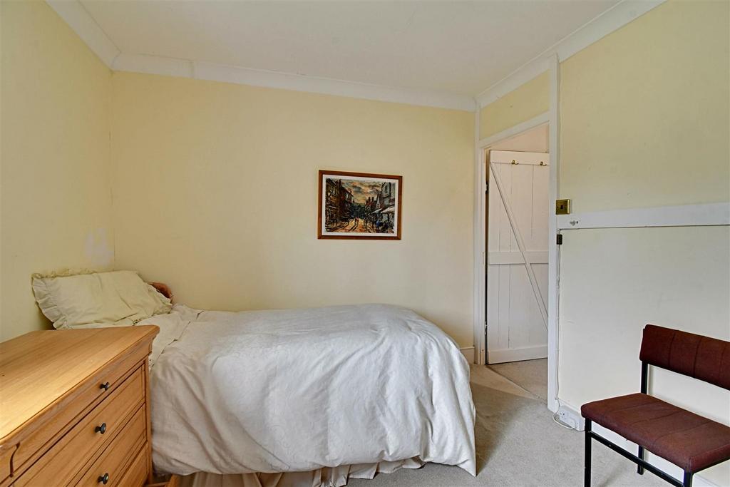 Bedroom 2 2.jpg