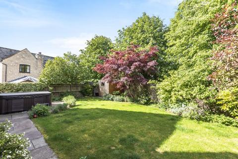 41 Idbury Close, Witney, OX28 5FE