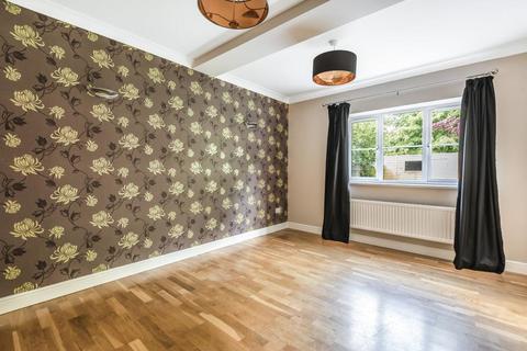 41 Idbury Close, Witney, OX28 5FE
