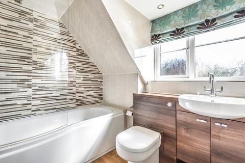 41 Idbury Close, Witney, OX28 5FE