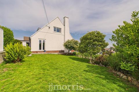 4 bedroom detached bungalow for sale, Pen Y Bryn, Fishguard