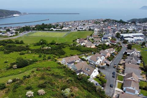 4 bedroom detached bungalow for sale, Pen Y Bryn, Fishguard