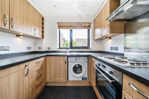 Flat 5, Dukes Court, 250 Croydon Road, Beckenham, BR3 4DA