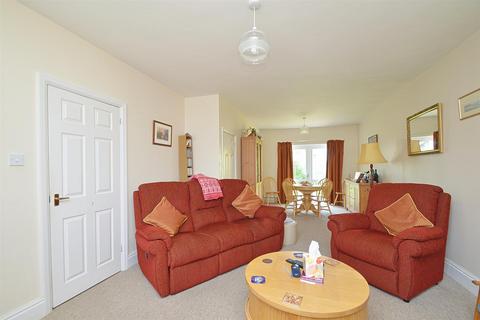 3 bedroom detached house for sale, SHORT WALK TO BEACH * SHANKLIN