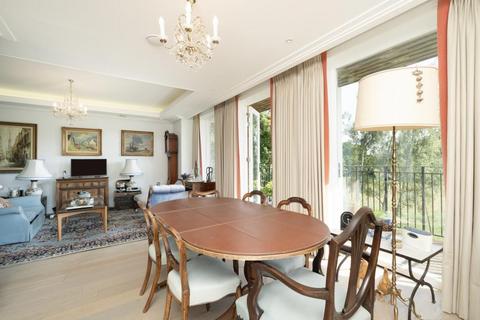 2 bedroom flat for sale, Chambers Park Hill, London, SW20