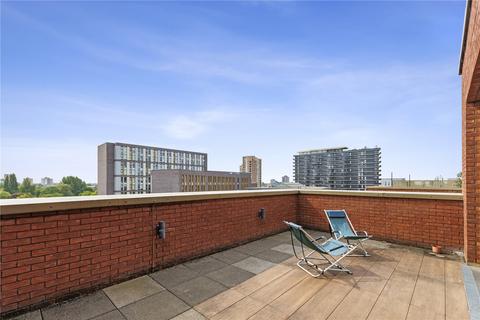 2 bedroom apartment for sale, Hulme Hall Road, Manchester, M15