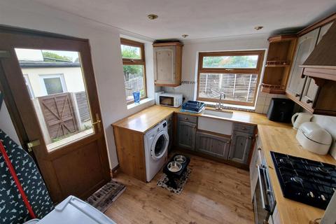 3 bedroom end of terrace house for sale, Old Road, Crayford, Kent