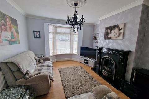 3 bedroom end of terrace house for sale, Old Road, Crayford, Kent