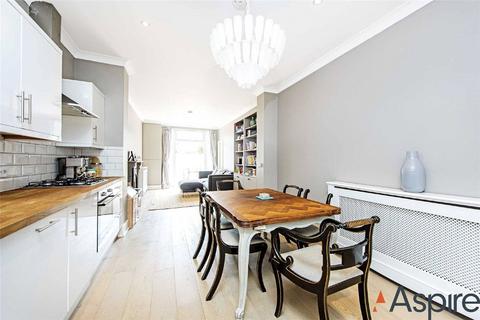 Flat 1, 155 Mitcham Lane, London, SW16 6NA