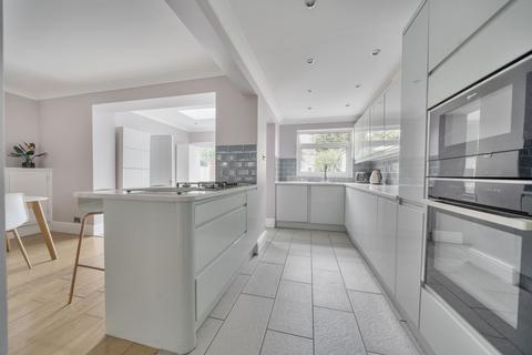 27 Eynsford Road, Greenhithe, DA9 9HB