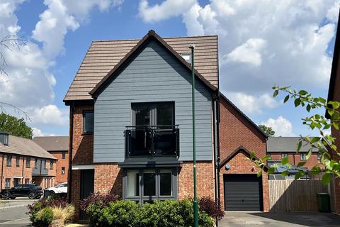64 Handford Crescent, Shirley, Solihull, B90 4FE