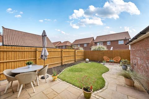 8 Cowslip Close, Shurdington, Cheltenham, GL53 0FN
