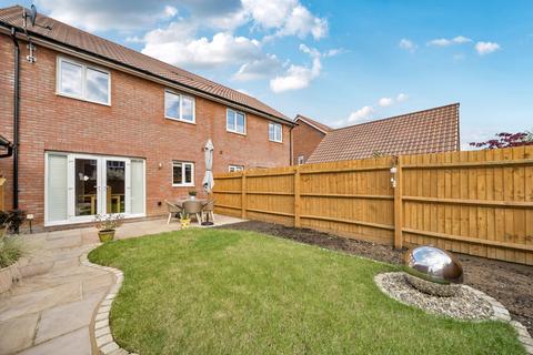 8 Cowslip Close, Shurdington, Cheltenham, GL53 0FN