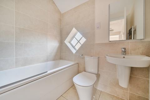 8 Cowslip Close, Shurdington, Cheltenham, GL53 0FN