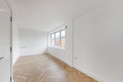 1 bedroom flat to rent, Hessel Street, London E1