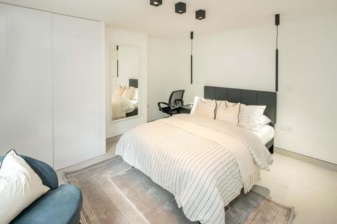 2 bedroom apartment to rent, New Cross Road, London, SE14