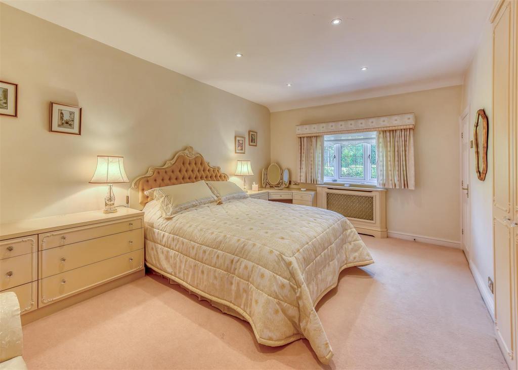 Fernfields-bed2.jpg