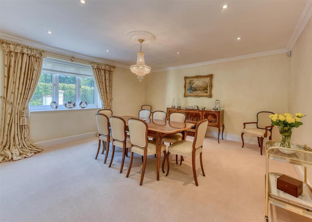 Fernfields-dining room.jpg
