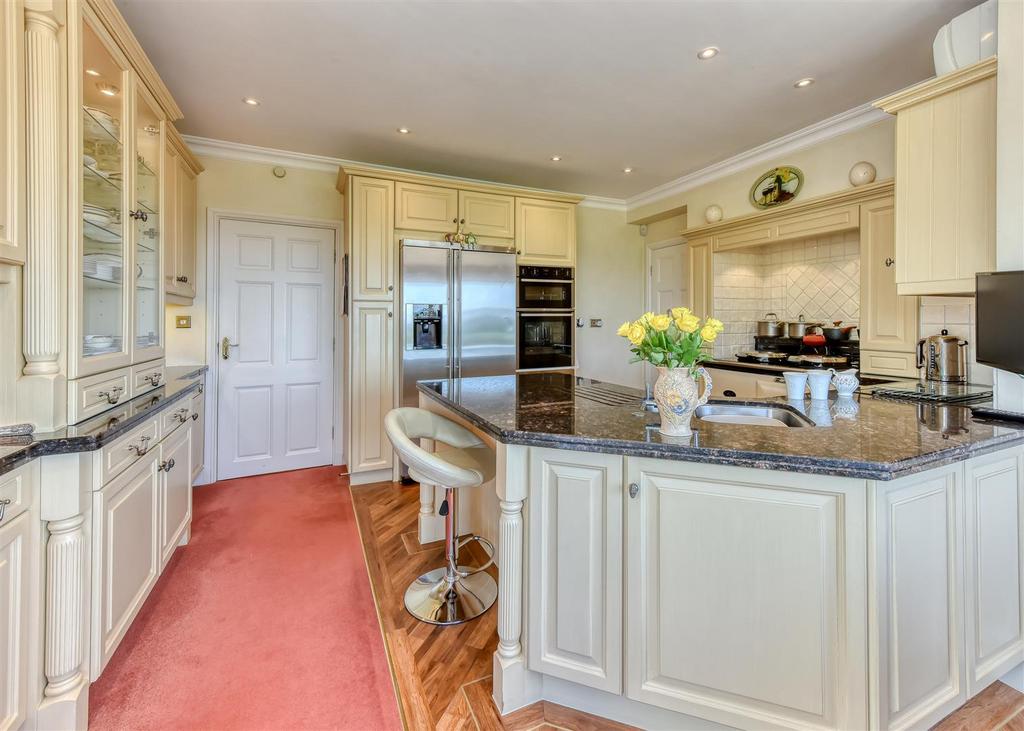Fernfields-kitchen3.jpg