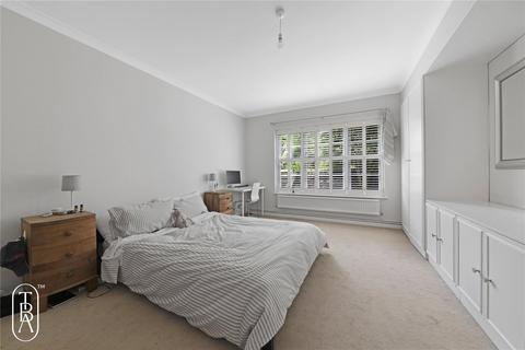 Flat E, 11 Compton Road, London, N1 2PA