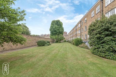 Flat E, 11 Compton Road, London, N1 2PA