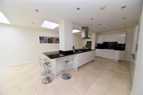 5 bedroom detached house for sale, Harborne Park Road, Birmingham B17