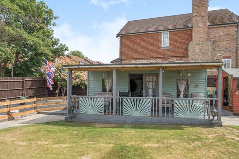 undefined, Holland Close, Bromley