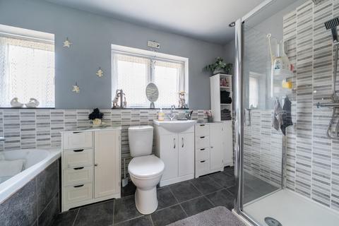 undefined, Holland Close, Bromley