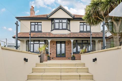 Greenbank Beach Road, Woolacombe, EX34 7BT
