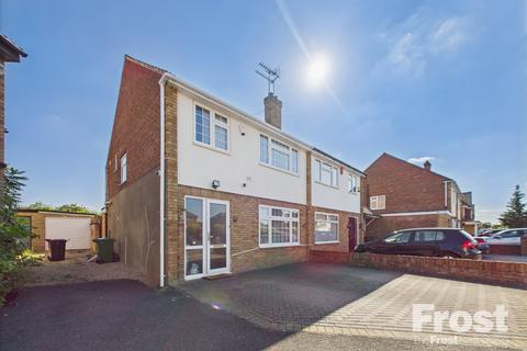 4 bedroom semi-detached house for sale, Amanda Court, Langley, Berkshire, SL3