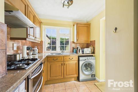 4 bedroom semi-detached house for sale, Amanda Court, Langley, Berkshire, SL3