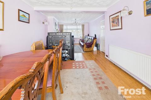 4 bedroom semi-detached house for sale, Amanda Court, Langley, Berkshire, SL3